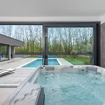 Alison Deluxe With Private And Heated Swimming Pool *